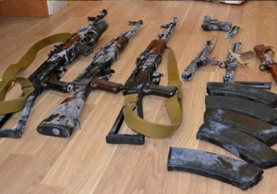 Арсенал зброї виявили правоохоронці в мешканця Львівщини