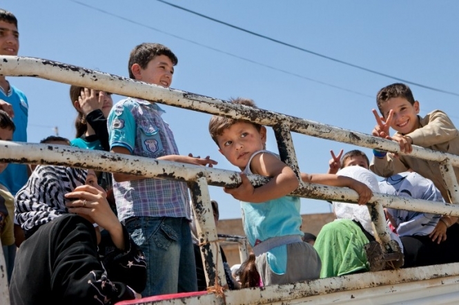 Более девяти миллионов жителей Сирии стали беженцами, - ООН 