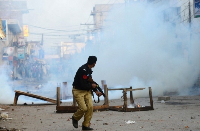 Нові вибухи у Пакистані: тепер на жіночій дільниці для голосування