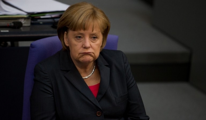 Грецька місія Меркель коштує дорого