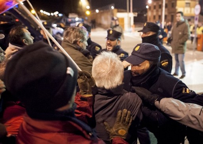 В Европе за ношение масок во время демонстраций можно получить до 10 лет тюрьмы, - эксперт