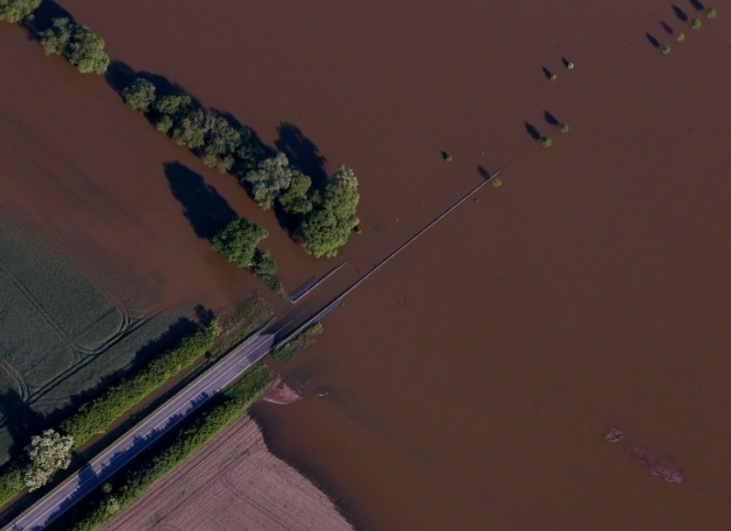 На востоке Франции объявлено второй уровень тревоги из-за угрозы наводнения