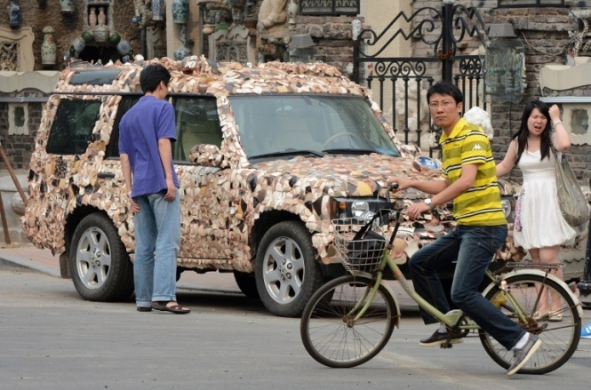 У Китаї з'явилося порцелянове авто 