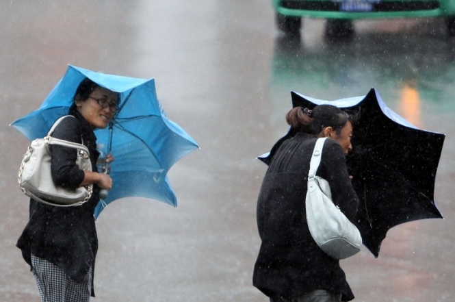В Китаї більше 2 млн осіб постраждало через небувалі зливи