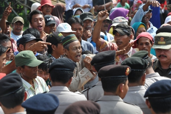 В Індонезії ісламісти протестують проти проведення конкурсу 