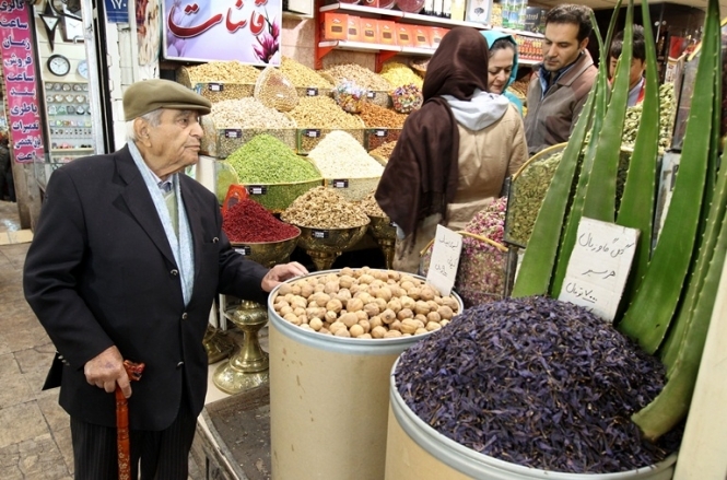 Іран заборонив експорт найнеобхідніших продуктів