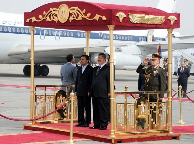 Президент Ірану вперше за 32 роки відвідав Єгипет