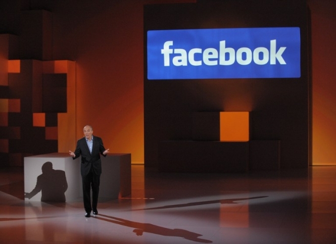Суд зобов’язав Facebook виплатити користувачам по $10 через рекламу