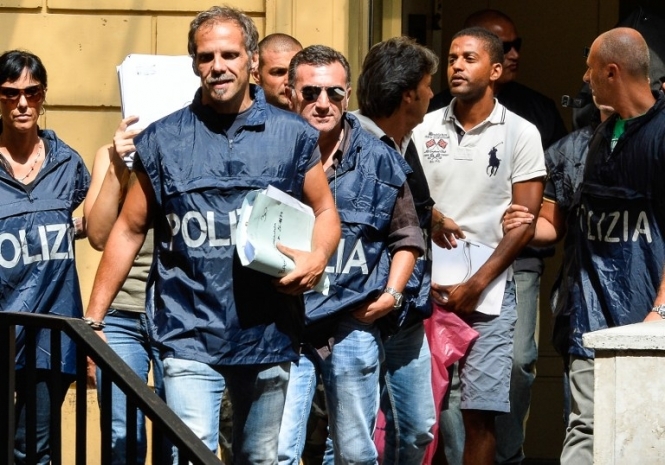 В Італії поліція заарештувала близько сотні мафіозі