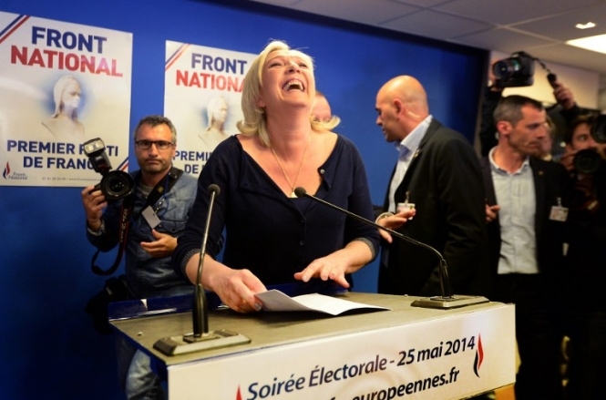 Партия французских националистов взяла 9 миллионов кредита у российского банка