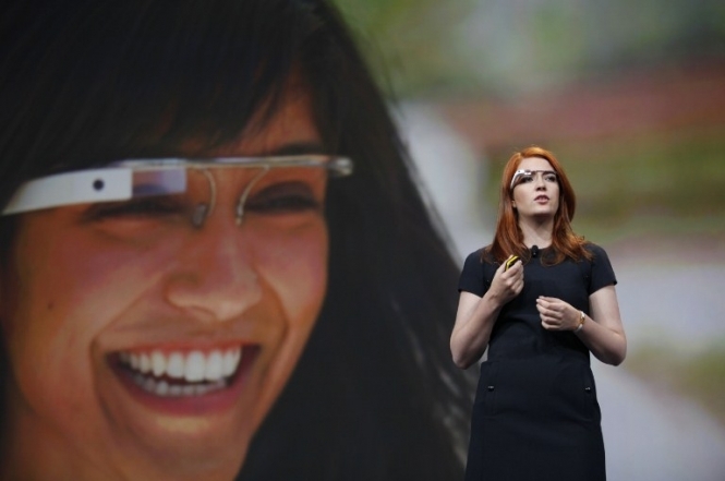 Google заборонив перепродувати Google Glass