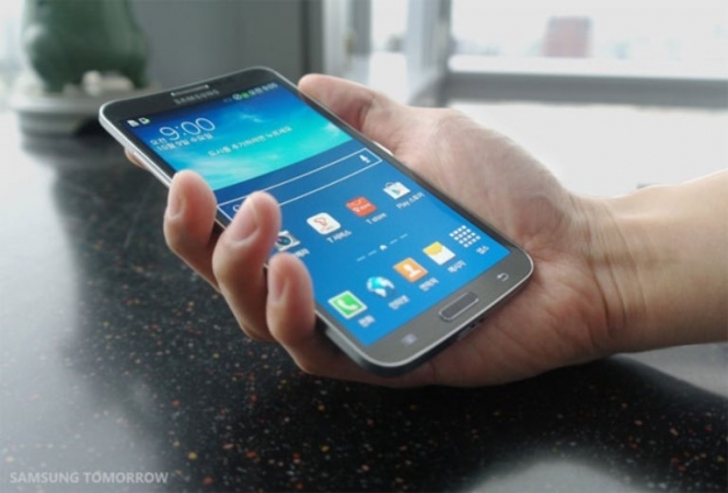 Samsung представив Galaxy Round - перший у світі смартфон з увігнутим дисплеєм (відео)