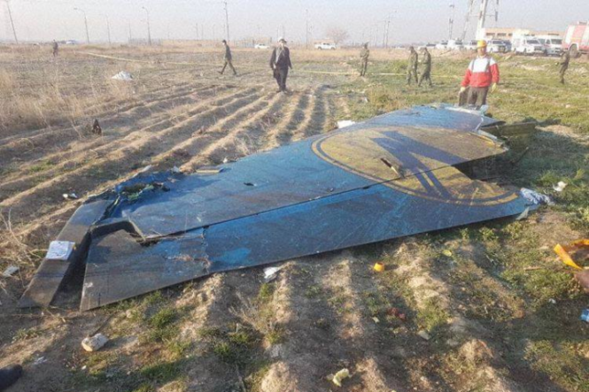 Українські рятувальники розповіли, що робили на місці катастрофи літака МАУ