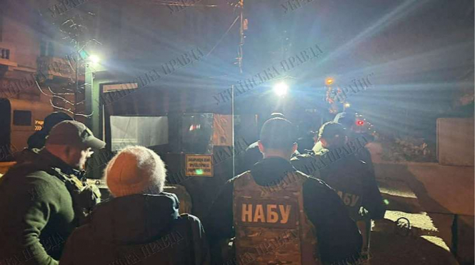 Антикорупційні органи прийшли з обшуками до Єрмака (оновлено)