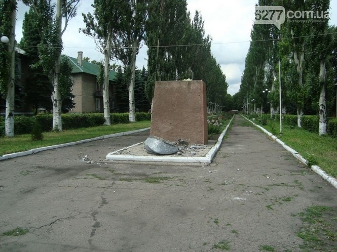 В Донецкой области стало на одного Ленина меньше