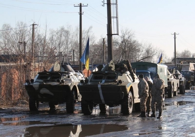 Українська артилерія накриває вогневі точки терористів поблизу Донецького аеропорту, - прес-центр АТО