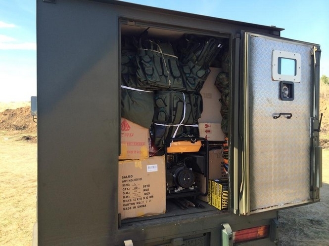 Волонтери доставлятимуть допомогу військовим у зону АТО на бронебусі