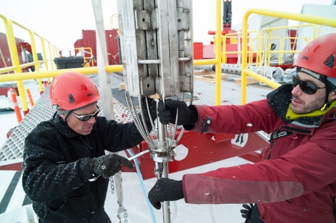 Українці знайшли в Антарктиці значні поклади нафти