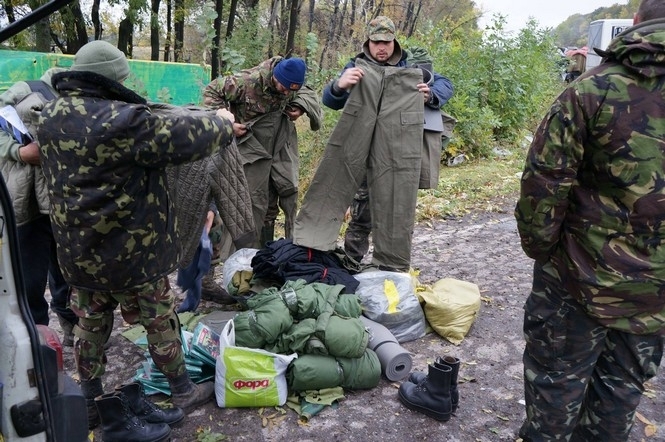 Волонтеры борются за трезвость в рядах украинских военных: нетрезвым не будут выдавать помощь