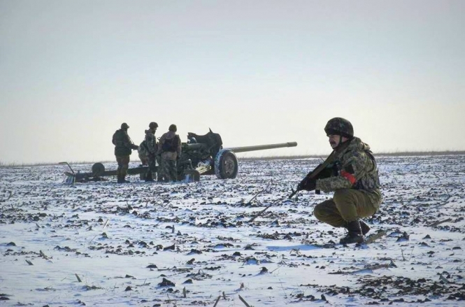 В Широкино боевики атакуют силы АТО с минометов и гранатометов, - Шкиряк