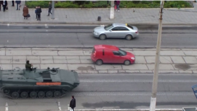 У мережі з'явилось відео генеральної репетиції параду до Дня Перемоги в окупованому Луганську