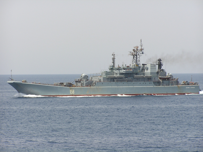В Криму атаковано ще один російський корабель – він затонув

