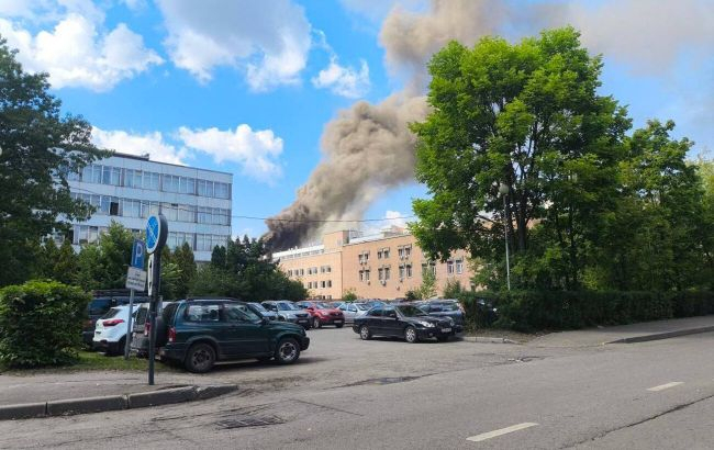 Під москвою горить головний науковий центр 