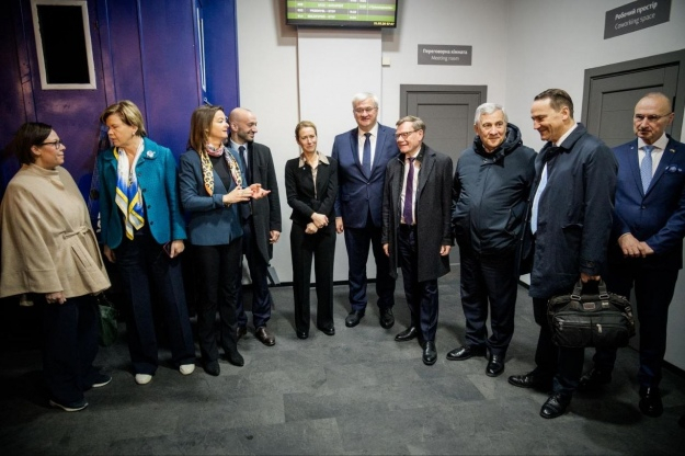 Європейські міністри на чолі з Каллас прибули до Києва

