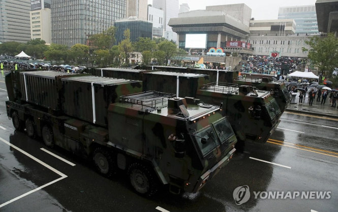 Південна Корея провела військовий парад вперше за 10 років 