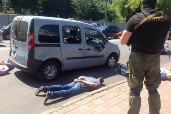 Задержанные в Киеве злоумышленники 