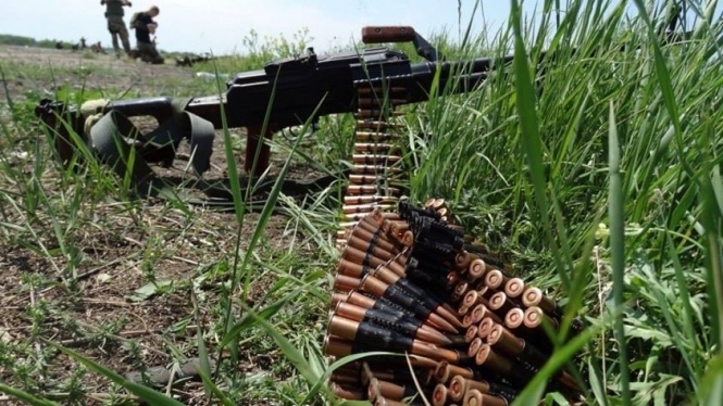 Під час обстрілів терористами Широкиного поранений український боєць