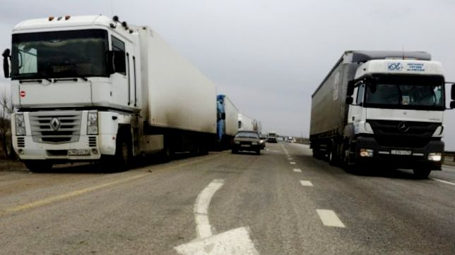 Україна може звернутися в арбітраж через скорочення Польщею дозволів на автоперевезення