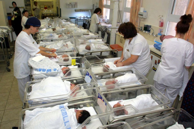 42-річна мешканка Ізраїлю природнім шляхом народила 20-ту дитину 