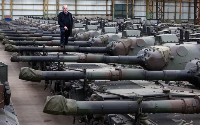 Бельгійський СЕО оборонпрому сперечається зі своїм міністром щодо поставок танків Україні – Reuters