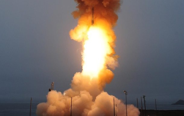 США запустили баллистическую ракету Minuteman III