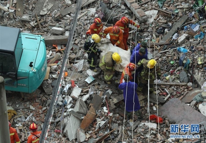 У Китаї обвалилися чотири житлові будинки: 8 загиблих