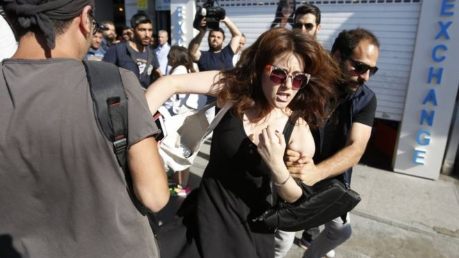 У Стамбулі поліція розігнала учасників ЛГБТ-акції гумовими кулями і газом, – ФОТО