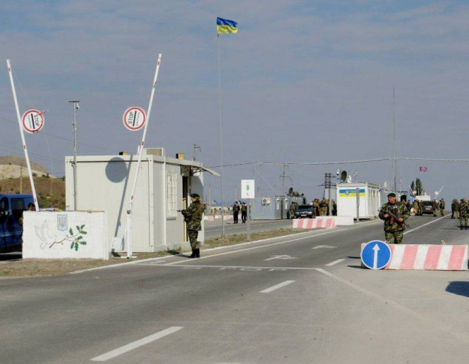 Пункты пропуска на Донбассе ежедневно пересекают около 35 тысяч человек - ООС