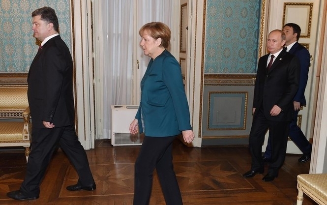 Меркель не побачила прориву в переговорах Порошенка з Путіним