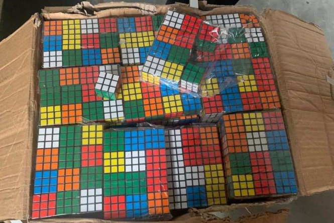 В Одессе изъяли почти 8000 контрафактных кубиков Рубика