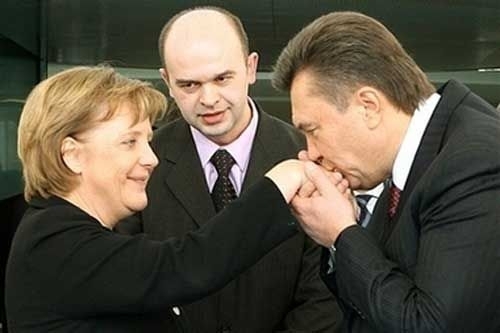 Меркель не видит оснований для введения санкций против украинского руководства