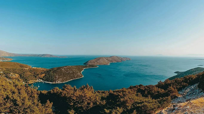 У Греції продають острів Макрі