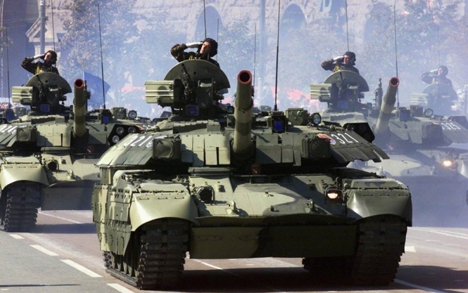 На Киев отправились танки