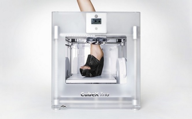 Кожного дня нове взуття: голландець друкує туфлі на 3D-принтері