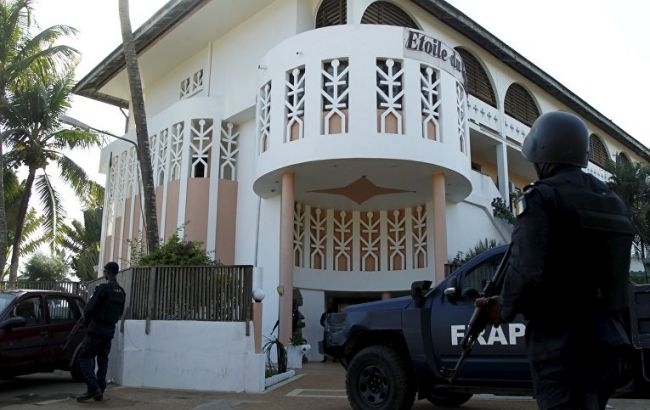 Теракт в отелях Кот-д'Ивуара: власти заявили о 16 погибших
