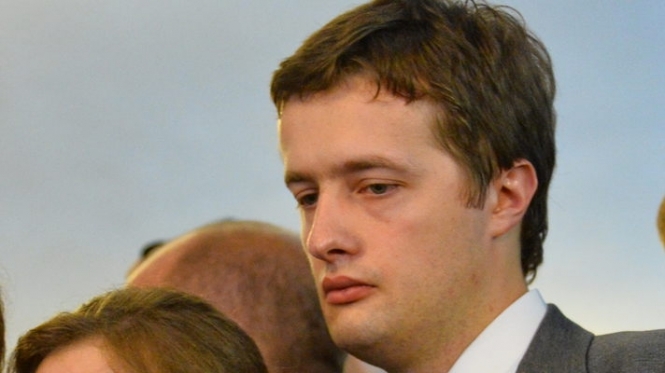 Сын Порошенко и еще 17 мажоритарщиков стали депутатами