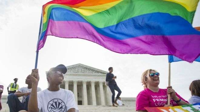 Однополые браки разрешили во всех штатах США