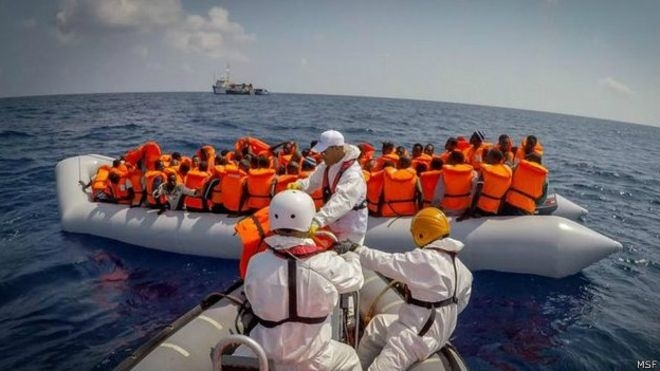 Близько трьох тисяч мігрантів витягла з води берегова охорона Італії 
