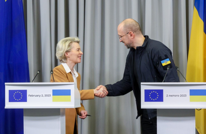 Єврокомісія визначиться восени щодо вступу України в ЄС