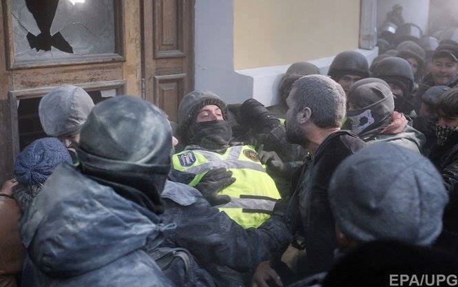 После столкновений в Киеве 11 нацгвардийцев находятся в больнице
